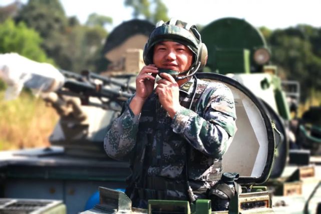 铁甲驭手"总教头"——张景勇