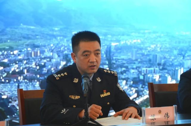 房县召开2022年全县公安工作暨党风廉政建设和纪律作风整训会议