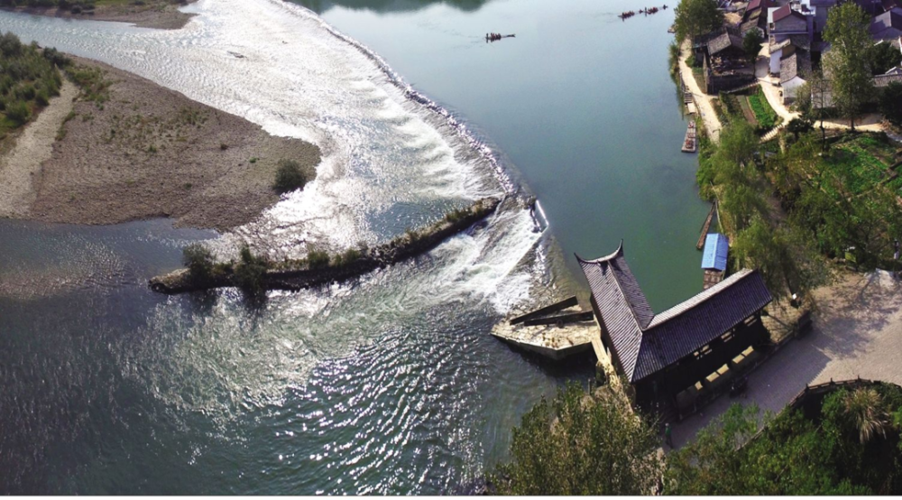 但你是否知道,在浙江丽水,也有一座千年古堰,它与都江堰并称为"中国