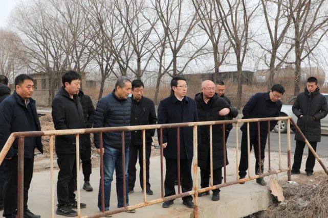 路军强深入习家套乡进行调研