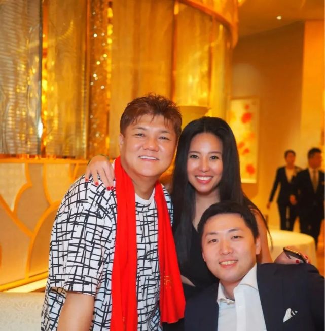 2019年川江月开幕时,正值"亚洲50"在澳门永利皇宫举办颁奖典礼,当时