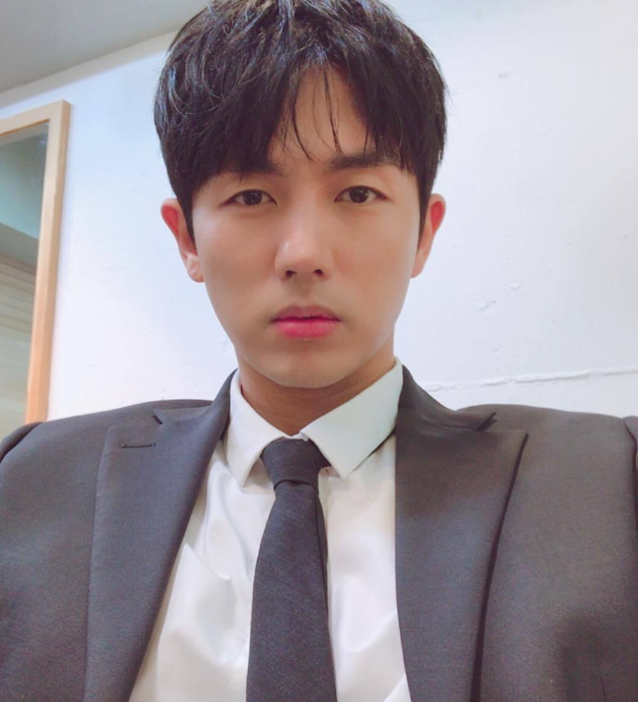 2am瑟雍确诊新冠前一日成员赵权确诊曾和多位好友同游36小时