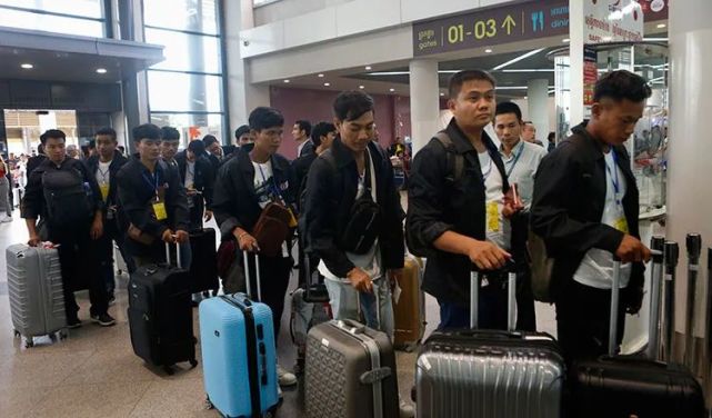 截至目前,柬埔寨累计确诊123042例,累计治愈118660例,本土295例,新增