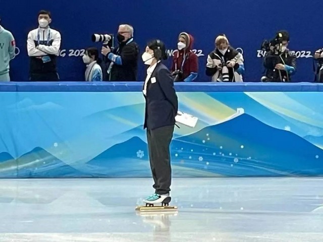 短道速滑比赛是如何判罚的总台专访裁判员杨阳