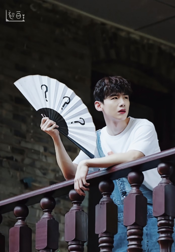 白敬亭#八零九零|过三爽2_腾讯新闻