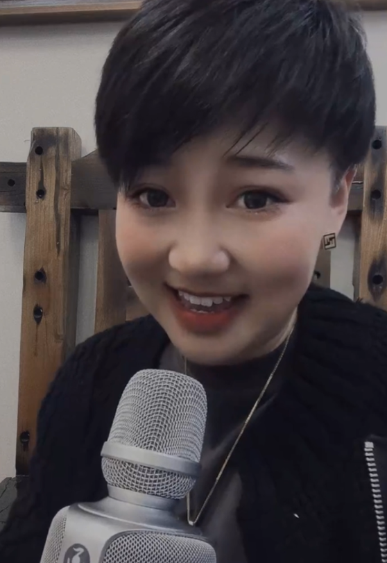 赵本山徒弟胖丫近况曝光像是换了一个人老公杨树林不离不弃