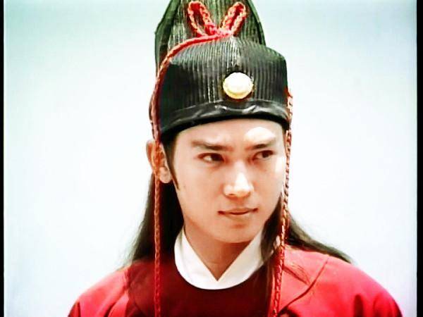 《苍天》系列让焦恩俊成为了民国时期的美书生,《包青天》系列又让他