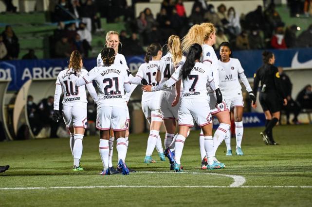 巴黎圣日耳曼女足5:0狂胜第戎女足比赛精彩组图