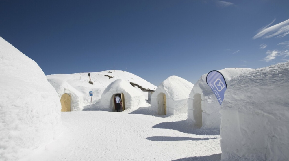 因纽特人住在冰屋里不会冷吗在屋子里生火雪不会融化吗