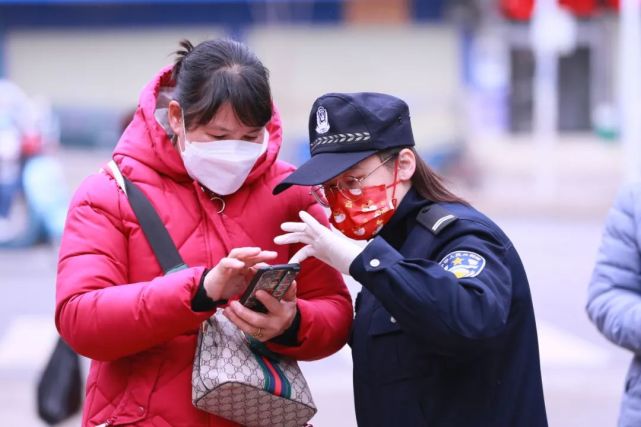 行动助力疫情防控奉献巾帼之爱贡献巾帼之力展现巾帼之美一件件暖人心