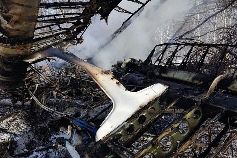 一架34年机龄的安东诺夫an2货机坠毁