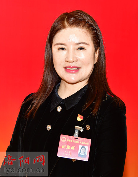 提升物业管理水平打造文明宜居小区访市人大代表王小丽