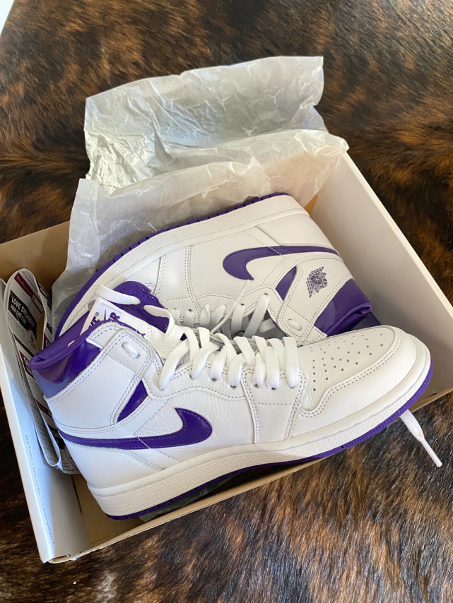 aj1 里的东华帝君 紫白