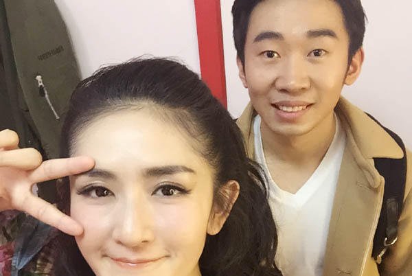 杨迪从不要尊严的"变脸帝"到"综艺大咖",为啥不拉谢娜一把_腾讯网