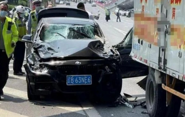 大连宝马故意冲撞人群致5死案:司机二审被判死刑,是否判罚过重?