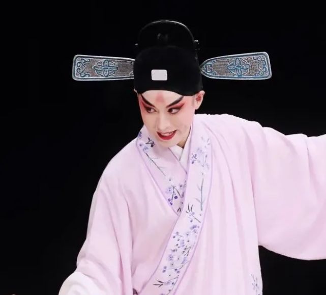 李白说：我一辈子的男神，是他_腾讯新闻