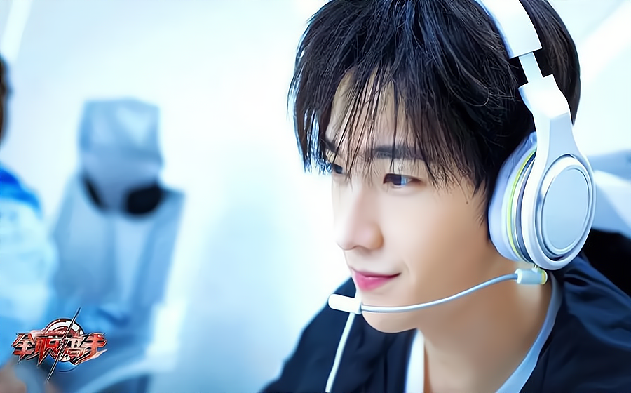 杨洋《全职高手2》宣发,新女主人选公布,观众:期待你们的二搭