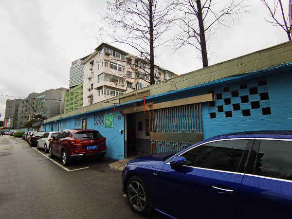 彻底解决飞线充电老难题大宁路街道宁和小区有妙招