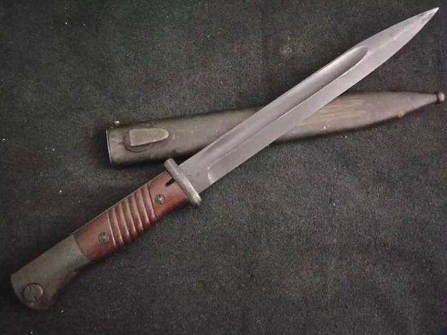 二战德国的13把军刀不仅漂亮也代表着德国的精湛工艺