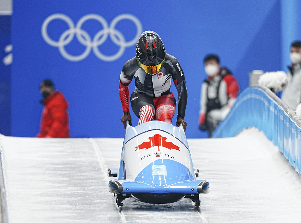 北京冬奥会雪车女子单人雪车赛况6