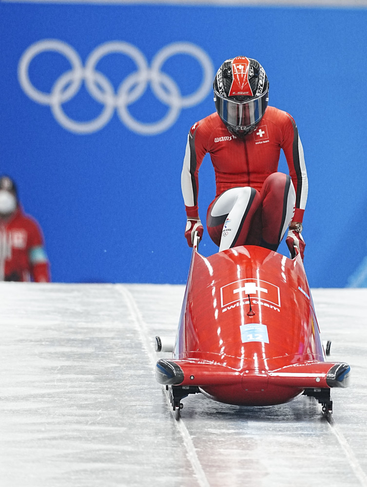 北京冬奥会雪车女子单人雪车赛况6