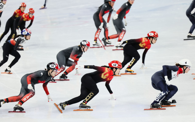 (北京冬奥会)短道速滑——女子3000米接力决赛:中国队获得季军
