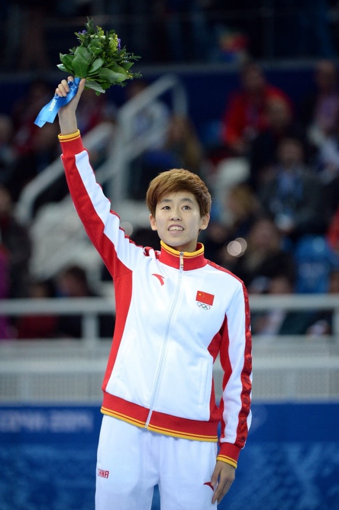 与冰面的深情一吻范可新圆冬奥冠军梦只要国家需要还会继续滑