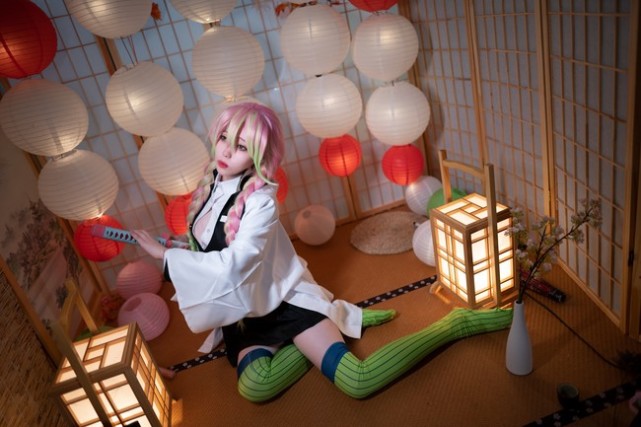 cos赏析恋柱甘露寺蜜璃