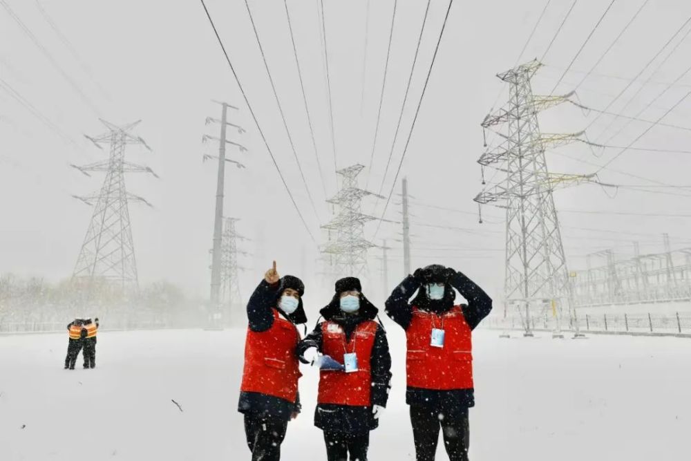 全市扫雪铲冰工作有序开展部编版一年级语文上册教师用书