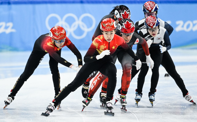 当日,在首都体育馆举行的北京2022年冬奥会短道速滑项目女子3000米