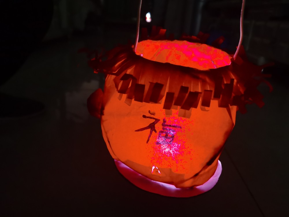 回忆杀8090后是否怀念起小时候的纸灯笼