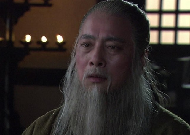 曹嵩在前往兖州途中,被陶谦的士兵杀死