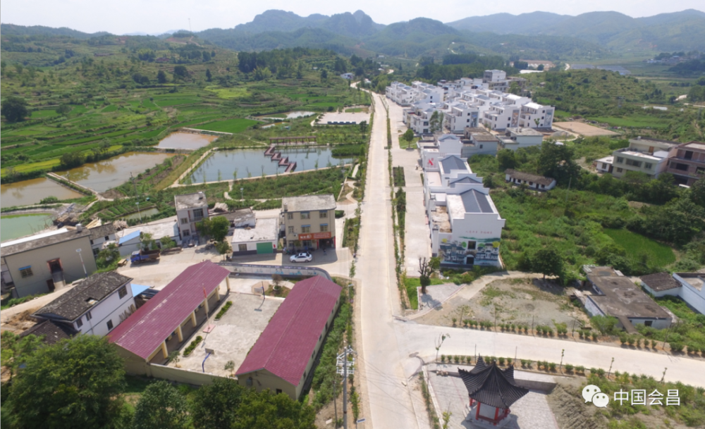 麻州鎮:打造增豐鄉村振興示範樣板近年來,麻州鎮增豐村按照全域推進的