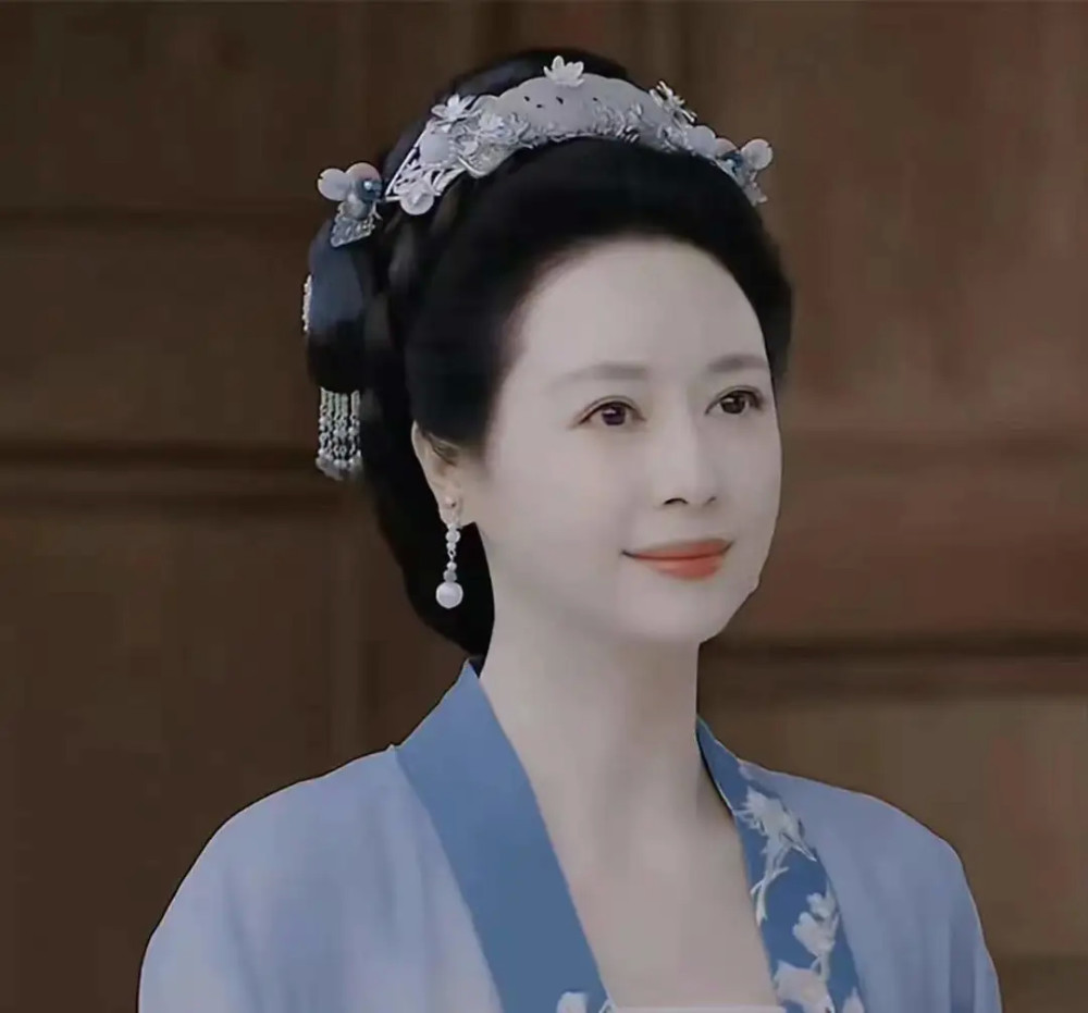 嫣语赋四个妈妈不简单马雅舒曾艳冠群芳郑卫莉感情太坎坷