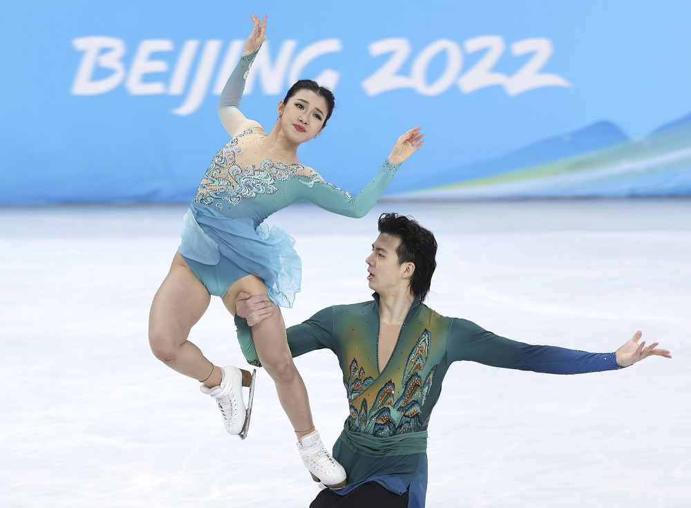 (北京冬奥会)花样滑冰——冰上舞蹈自由舞比赛赛况(13)