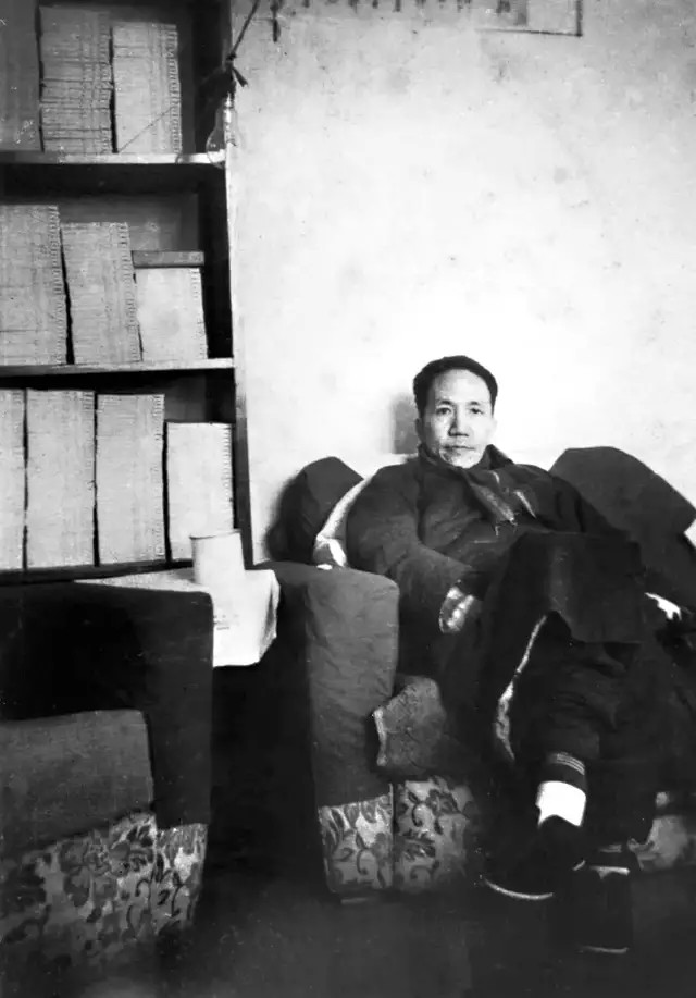 陈寅恪从小耳闻目睹,自然熟知传统中医理论,但他不仅"不信中医,以为