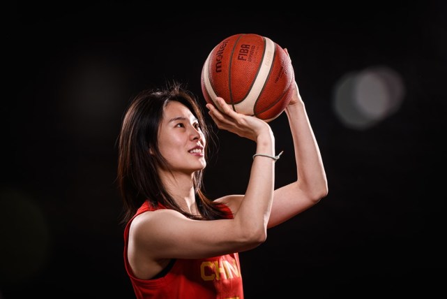 黄思静狂砍30分7板6助从奥运会罪人到世预赛赛区mvp