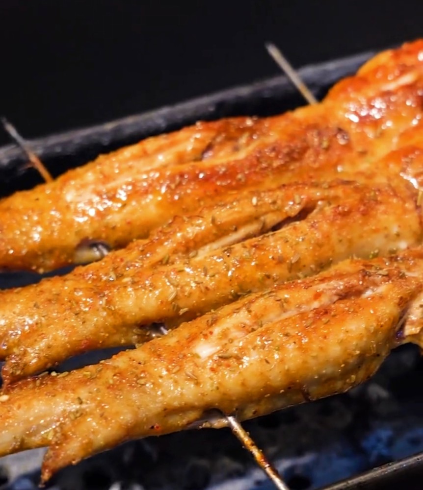 教你做烧烤之炭烤大鸡翅_腾讯新闻