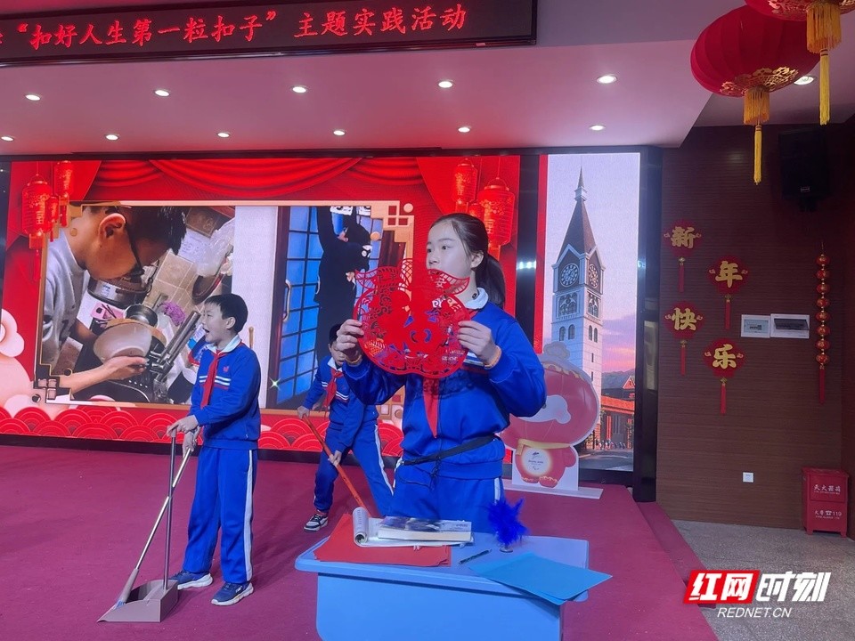 虎年开学季长沙枫树山东南海小学开学第一课燃爆校园