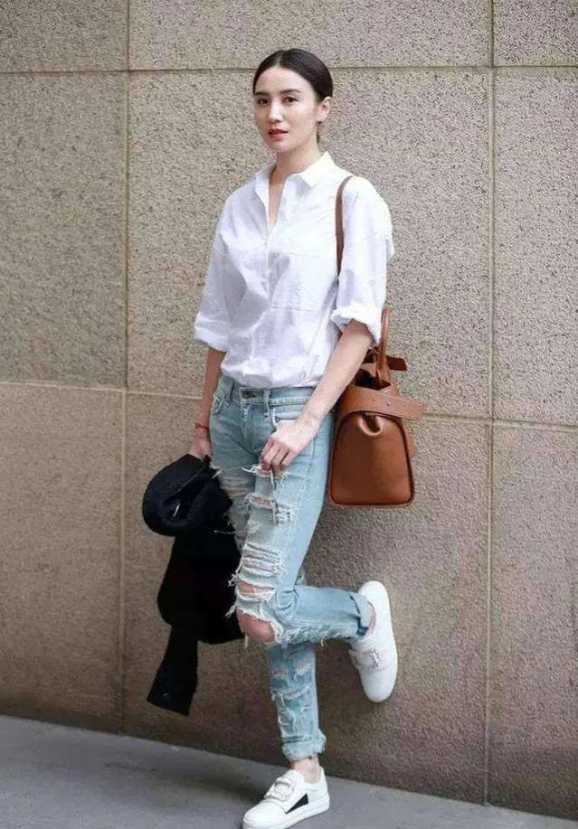 那时,小宋佳身高已经长到了1.