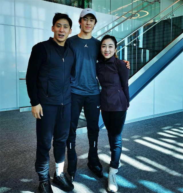 冰球队长不忘根祖辈卖到北美父母坚持寻亲陈巍夺冠却不被认同