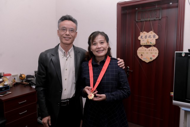 和你在一起陈光荣杨慧30多年来她给我带来的都是运气