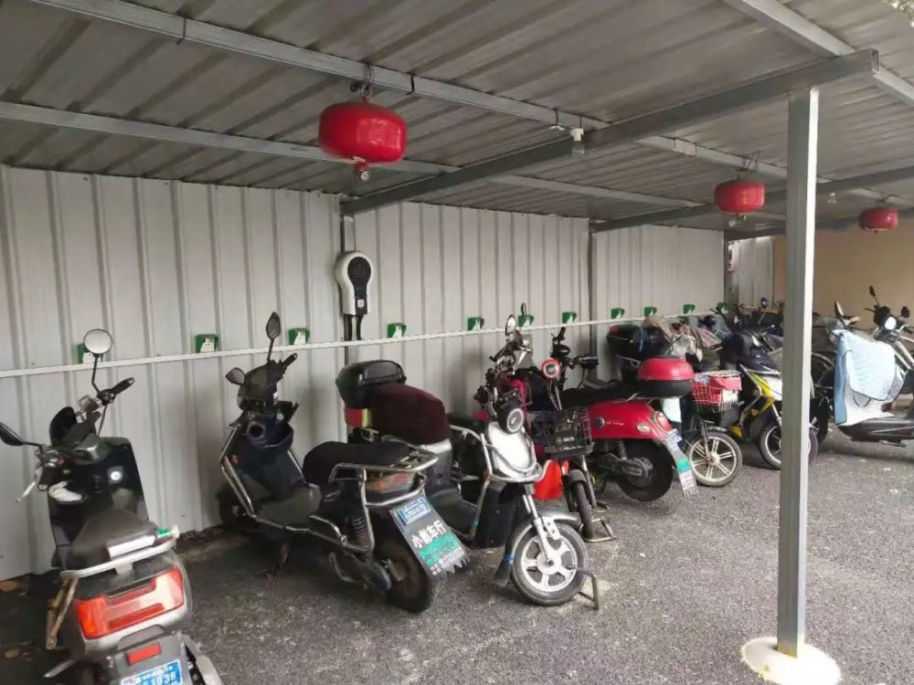 在宝山高境电动车充电这么便捷,放心,高科技_腾讯新闻