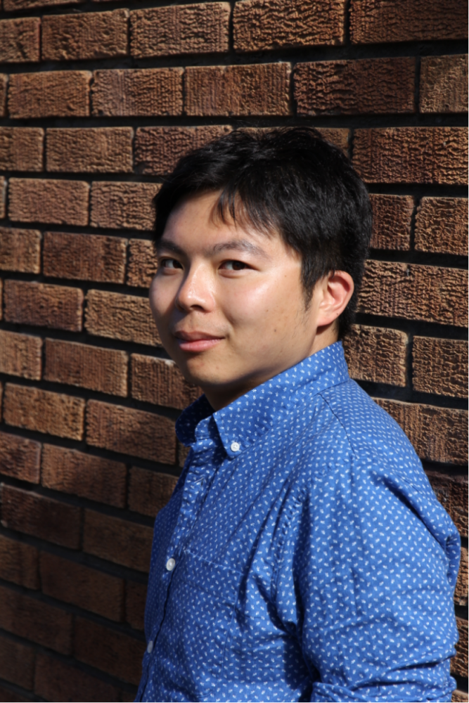 侯磊:曾祖父开的买卖是照相馆,买卖的字号叫德容(te yung)