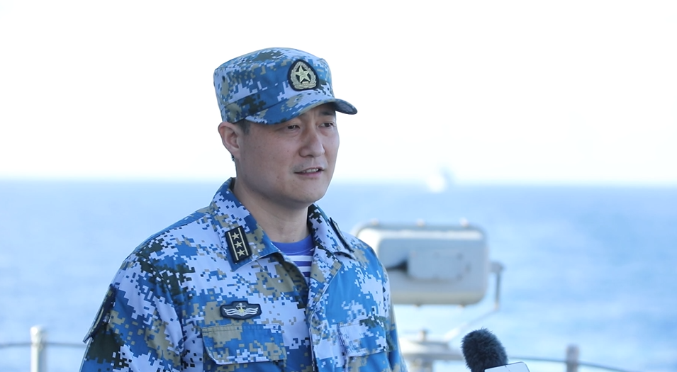 除夕启航元宵抵达丨中国海军舰艇编队运送救灾物资抵达汤加