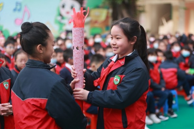 建設大馬路小學校長馬穎琳表示,希望同學們關注冬奧,用心去體會北京