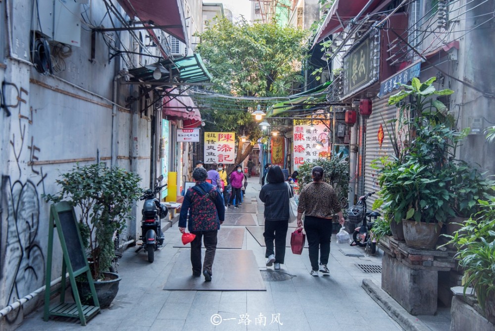 广州西关隐藏一条90年老街曾经游客罕至如今游人如织