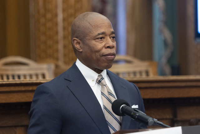 未接种新冠疫苗,纽约市长解雇1428名政府雇员