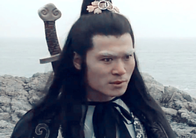 青龙剑真的胜过金丝大环刀吗说说白眉大侠会斗金灯剑客的表现