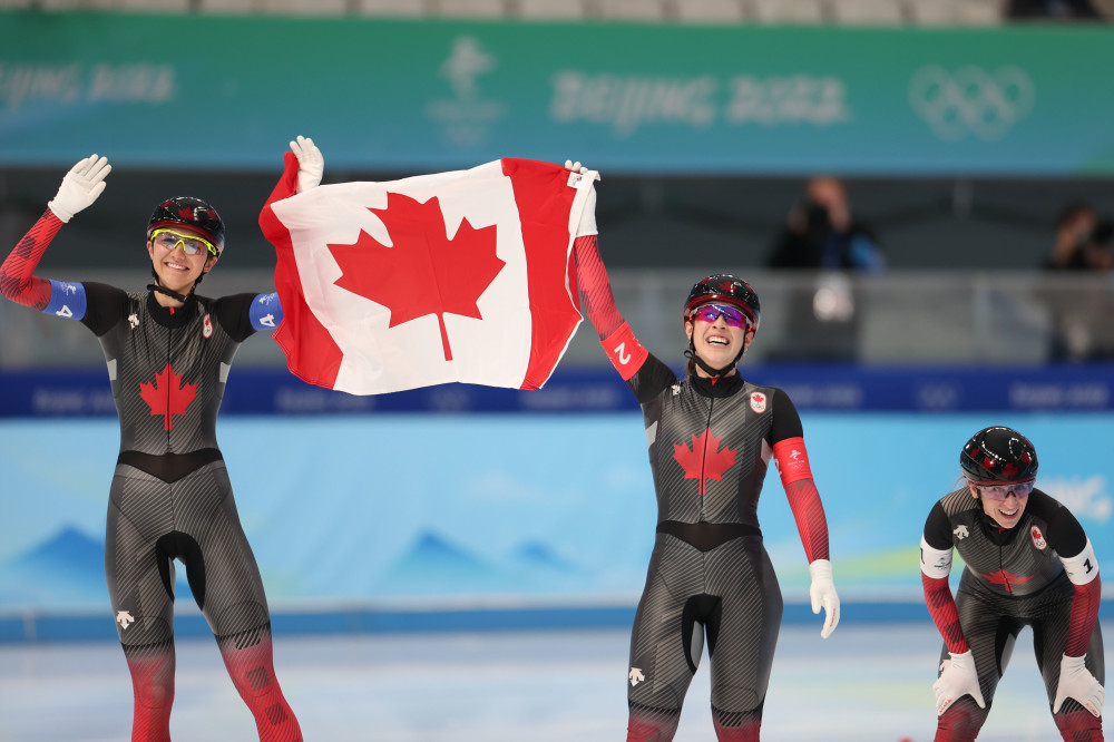 北京冬奥会加拿大服装图片